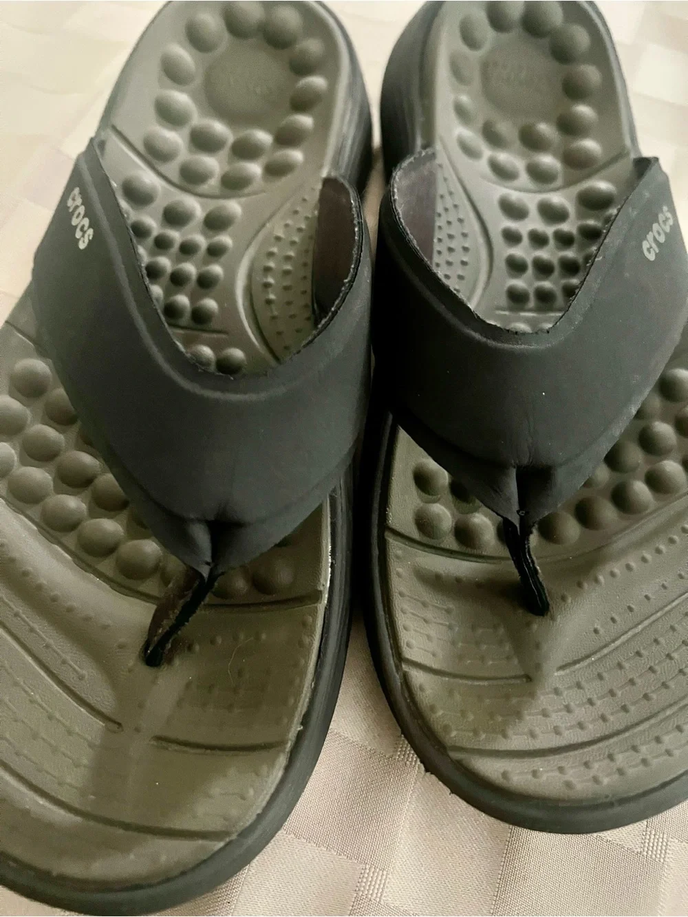 Crocs Reviva Collection Sandals Flip Flops Men’s 8 Women’s 10